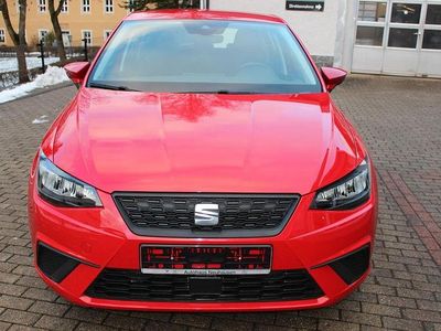 Rot Gebraucht 2023 Seat Ibiza Style Limousine | 17.290 € (Fairer Preis)