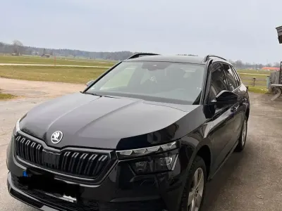 Gebraucht Skoda Kamiq 110 PS (80 kW) 2023 Schwarz SUV