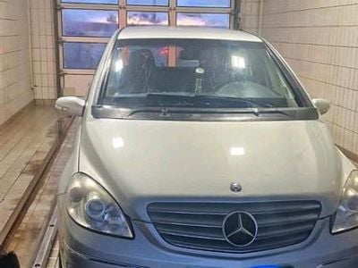 Gebraucht Mercedes 200 143 PS (105 kW) 2007 Silber Kleinwagen