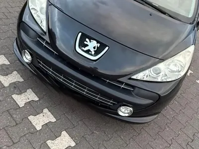Gebraucht Peugeot 207 CC 120 PS (88 kW) 2009 Schwarz Cabrio
