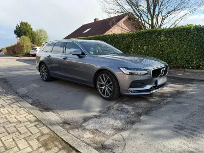 Usado Volvo V90 Momentum 235 HP (172 kW) 2017 Cinzento Carrinha