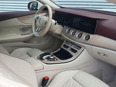 Mercedes E200
