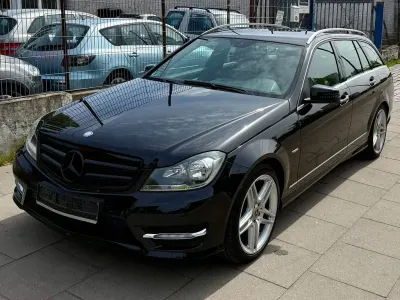 Usata Mercedes C180 AMG 156 CV (114 kW) 2012 Nero Station wagon