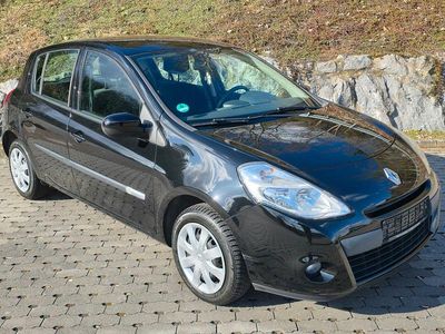 Gebraucht Renault Clio III 75 PS (55 kW) 2013 Schwarz Limousine