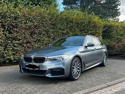 Gebraucht BMW 540 Performance 340 PS (250 kW) 2019 Grau Kombi