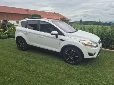 Gebraucht Ford Kuga Titanium 136 PS (100 kW) 2009 Weiß SUV