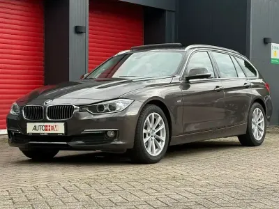 Gebraucht BMW 318 Luxury Line 143 PS (105 kW) 2013 Braun Kombi