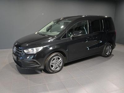 Mercedes T180