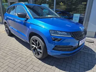 Gebraucht Skoda Karoq SportLine 150 PS (110 kW) 2021 Racing blue SUV