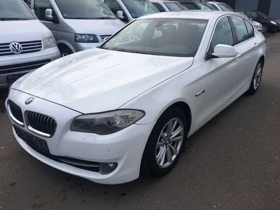 gebraucht BMW 520 d AUTOMATIK KLIMA NAVI ALU PDC XENON EURO 5