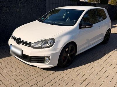 Gebraucht VW Golf Edition 235 PS (172 kW) 2011 Weiß Coupé