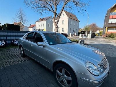Gebraucht Mercedes E220 150 PS (110 kW) 2004 Limousine