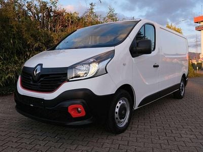 Gebraucht Renault Trafic Komfort 121 PS (88 kW) 2019 Gletscherweiss Van / Kleinbus
