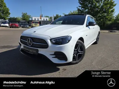 Gebraucht Mercedes E300 AMG 194 PS (142 kW) 2021 Polarweiß uni Kombi