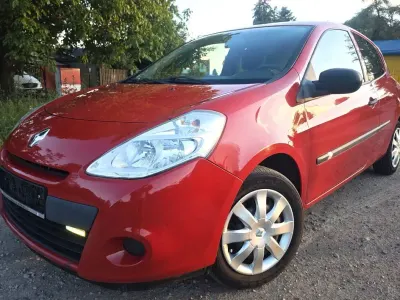 Gebraucht Renault Clio 75 PS (55 kW) 2012 Rot Kleinwagen