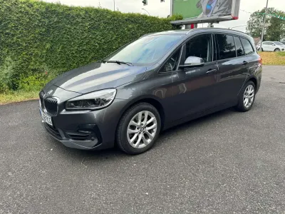 Gebraucht BMW 218 Gran Tourer Advantage 150 PS (110 kW) 2021 Grau Van / Kleinbus
