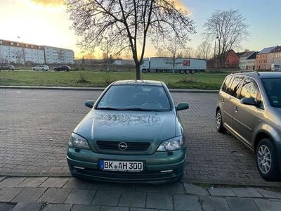 Gebraucht Opel Astra 101 PS (74 kW) 1993 Limousine