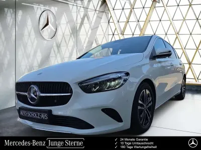 Gebraucht Mercedes B200 Progressive 163 PS (119 kW) 2024 Weiß Kleinwagen