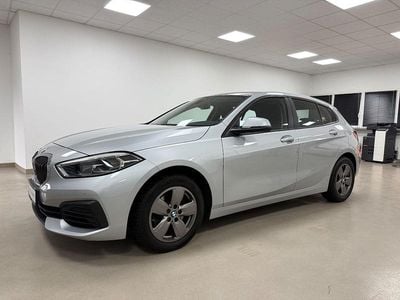 Usata BMW 118 Advantage 150 CV (110 kW) 2022 Argento Utilitaria