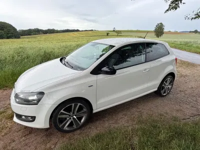 Gebraucht VW Polo Match 60 PS (44 kW) 2013 Weiß Kleinwagen