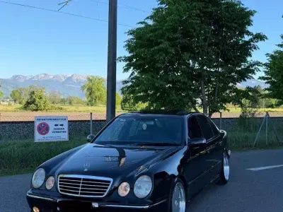 Gebraucht Mercedes E320 AMG 197 PS (144 kW) 2002 Schwarz Limousine