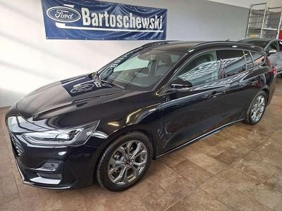 Gebraucht Ford Focus ST-Line 155 PS (114 kW) 2023 Obsidianschwarz metallic Kombi