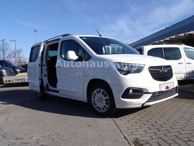 Gebraucht Opel Combo Life Edition 131 PS (96 kW) 2019 White jade Van / Kleinbus