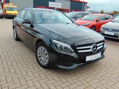 Gebraucht Mercedes C220 170 PS (125 kW) 2015 Schwarz Kombi