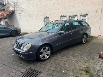 Gebraucht Mercedes E280 177 PS (130 kW) 2004 Grau Kombi