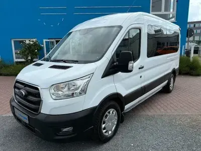 Używany Ford Transit Trend 105 KM (77 kW) 2021 Biały Kombi