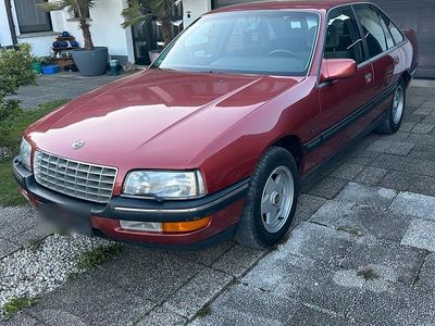 Begagnad Opel Senator 177 HK (130 kW) 1988 Röd Sedan