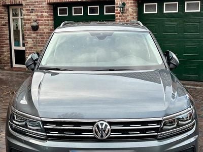 Gebraucht VW Tiguan Allspace Highline 190 PS (139 kW) 2019 Grau SUV
