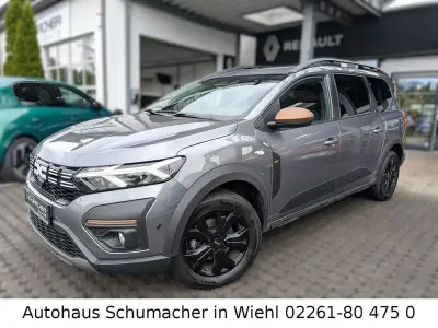 Gebraucht Dacia Jogger Extreme 110 PS (80 kW) 2025 Grau Van / Kleinbus
