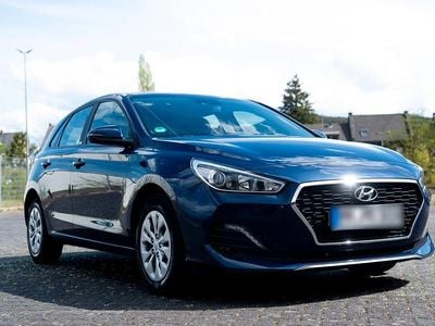 Usata Hyundai i30 Select 99 CV (72 kW) 2020 Blu Berlina