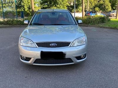 Usata Ford Mondeo ST 226 CV (166 kW) 2006 Argento Berlina