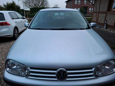 Gebraucht VW Golf IV 75 PS (55 kW) 2002 Silber Kleinwagen