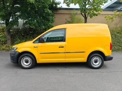 Gebraucht VW Caddy 75 PS (55 kW) 2017 Gelb Van / Kleinbus