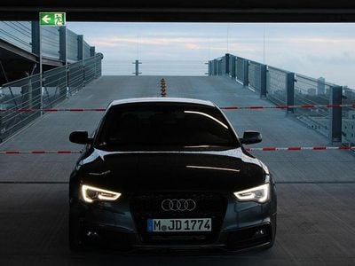 Grau Gebraucht 2013 Audi A5 Sportback S-Line Kleinwagen | 11.600 € (Guter Preis)