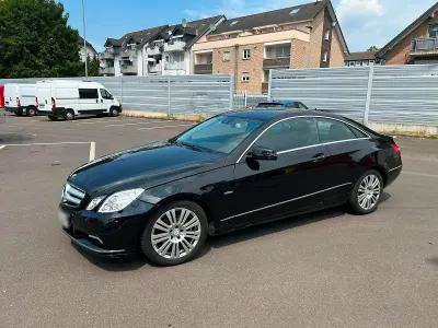 Gebraucht Mercedes 250 204 PS (150 kW) 2010 Schwarz Coupé