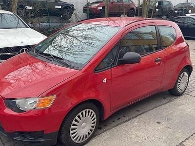 Usata Mitsubishi Colt 113 CV (83 kW) 2009 Rosso Utilitaria