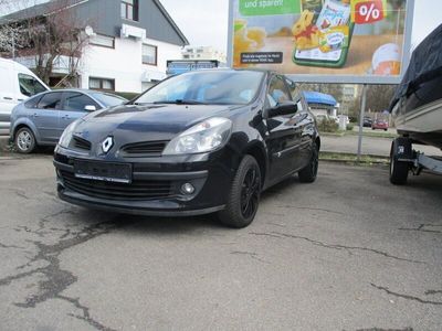 gebraucht Renault Clio Neu : TÜV Reifen,Insp,Zahnriemen,Ladeluftk usw..