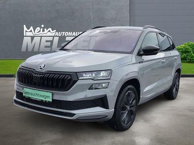 Grau Gebraucht 2025 Skoda Karoq SportLine SUV | 34.480 € (Fairer Preis)