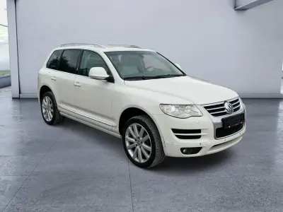 Gebraucht VW Touareg 239 PS (175 kW) 2009 Weiß SUV