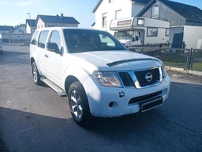 Gebraucht Nissan Pathfinder 190 PS (139 kW) 2011 Weiß SUV