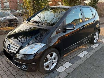 Gebraucht Mercedes A160 Avantgarde 95 PS (69 kW) 2011 Schwarz Limousine