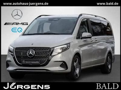 Gebraucht Mercedes V300 Avantgarde 237 PS (174 kW) 2024 Alpingrau Van / Kleinbus
