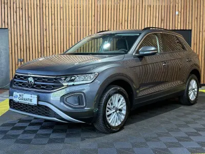 Gebraucht VW T-Roc Life 150 PS (110 kW) 2023 Indiumgrau SUV