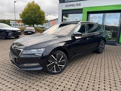 Neu Skoda Superb Style 150 PS (110 kW) 2025 Schwarz Limousine