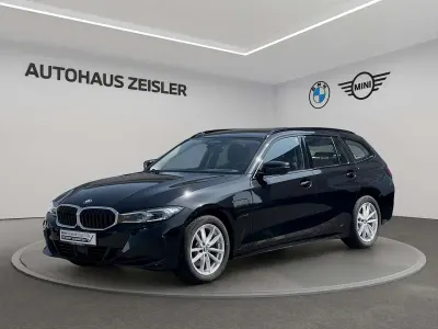 Gebraucht BMW 330 184 PS (135 kW) 2024 Saphirschwarz Kombi
