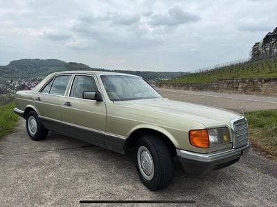 Usata Mercedes 380 SE 204 CV (150 kW) 1982 Verde Berlina